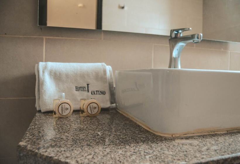 Номер Стандарт 2 Двуспальные Кровати, Latino