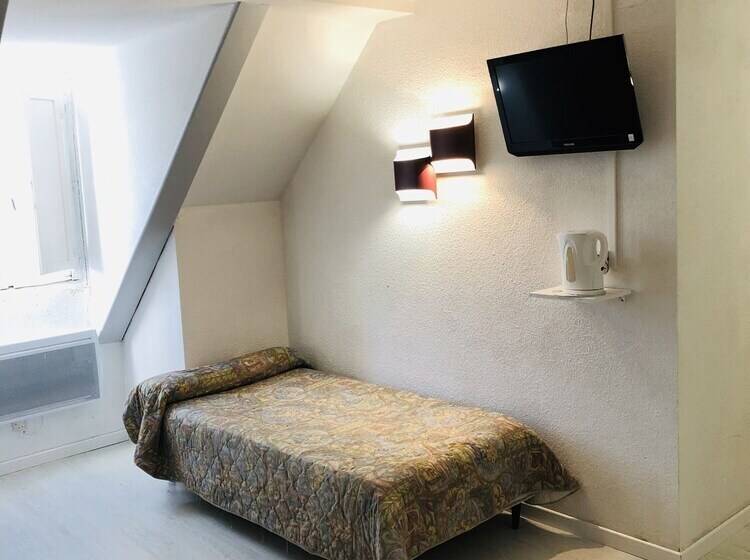 标准三人间, Les Gentianes