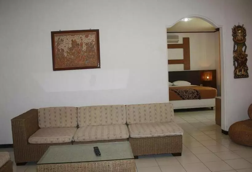 Perhesviitti, Puri Naga Beachfront Cottages