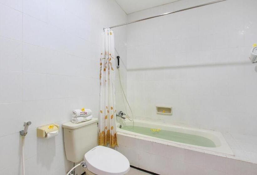 Люкс, Puri Naga Beachfront Cottages