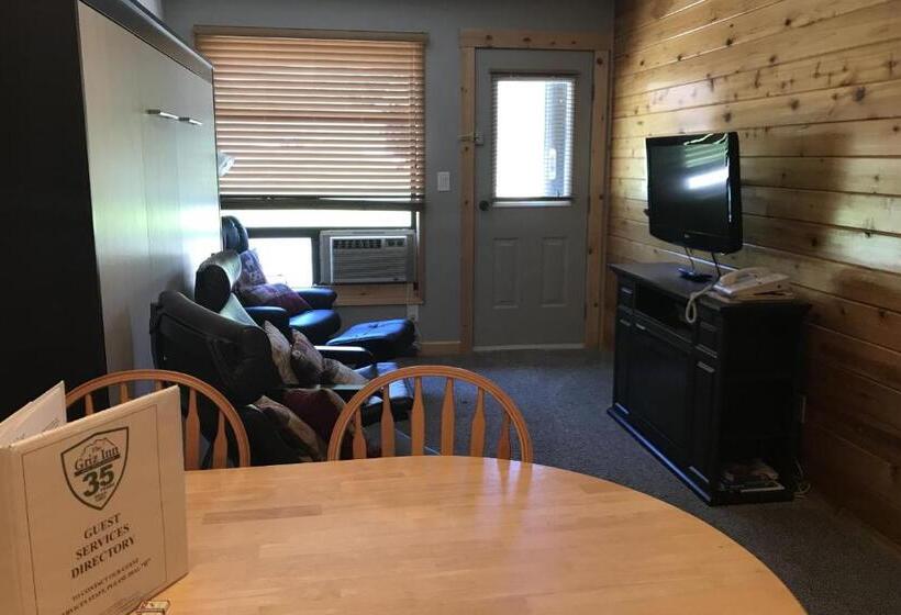 带1个卧室的公寓, The Griz Inn By Park Vacation Management