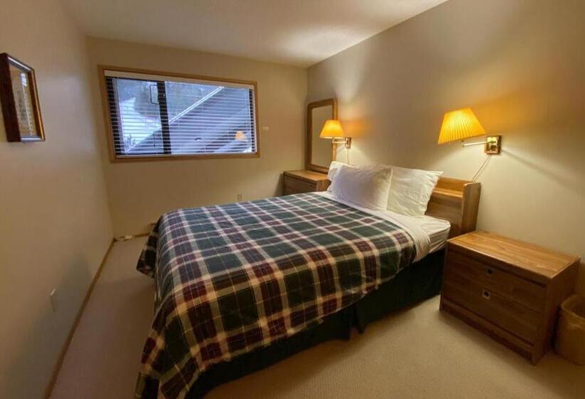 带2个卧室的公寓, The Griz Inn By Park Vacation Management