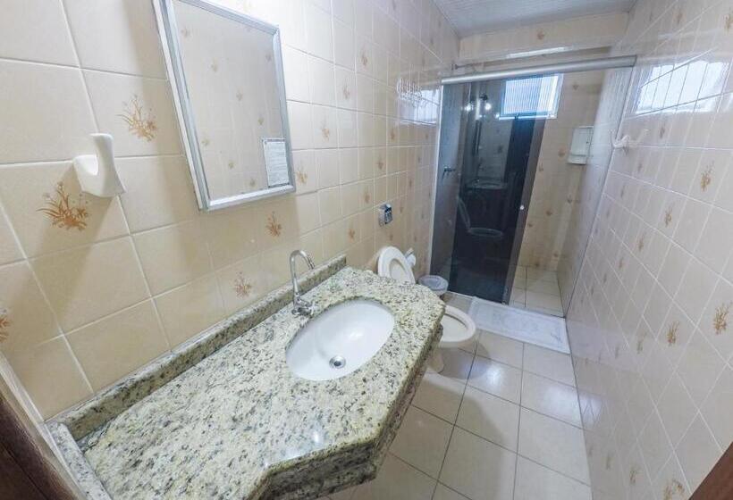 标准三人间, Vieiras