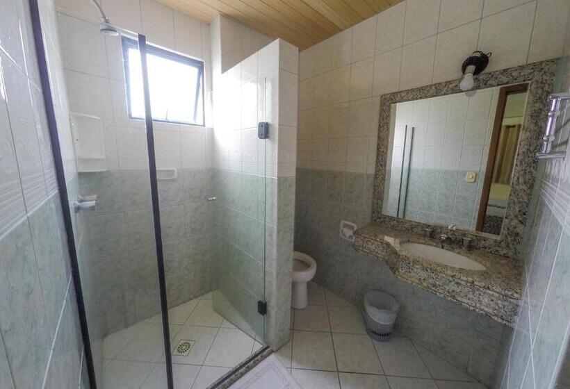 标准三人间, Vieiras