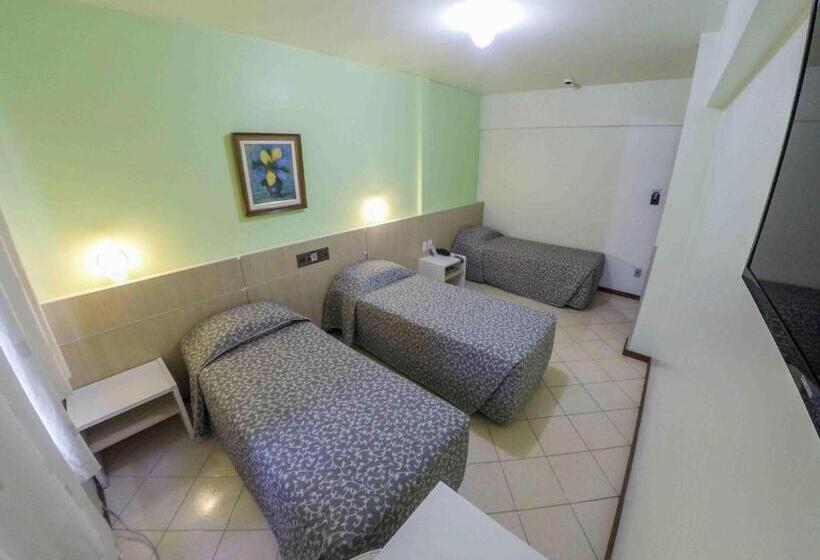 标准三人间, Vieiras