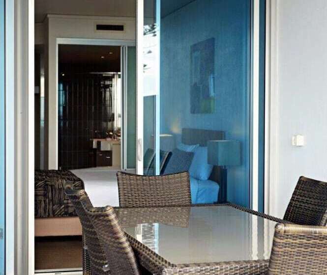 דירת שלושה חדרים, Manta Bargara Resort