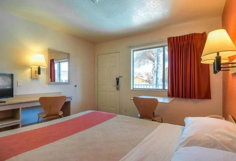 スタンダードルーム, Motel 6 Jurupa Valley, Ca Riverside West