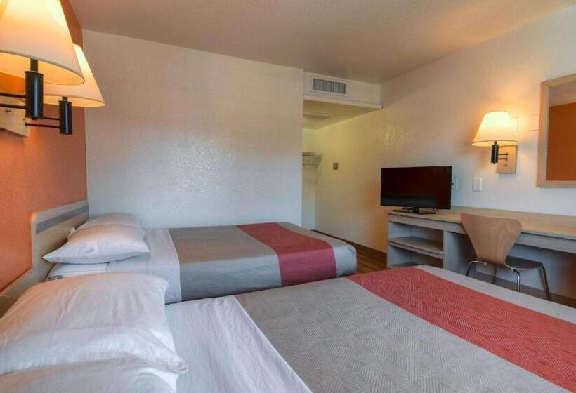 디럭스 4인 룸, Motel 6 Jurupa Valley, Ca   Riverside West
