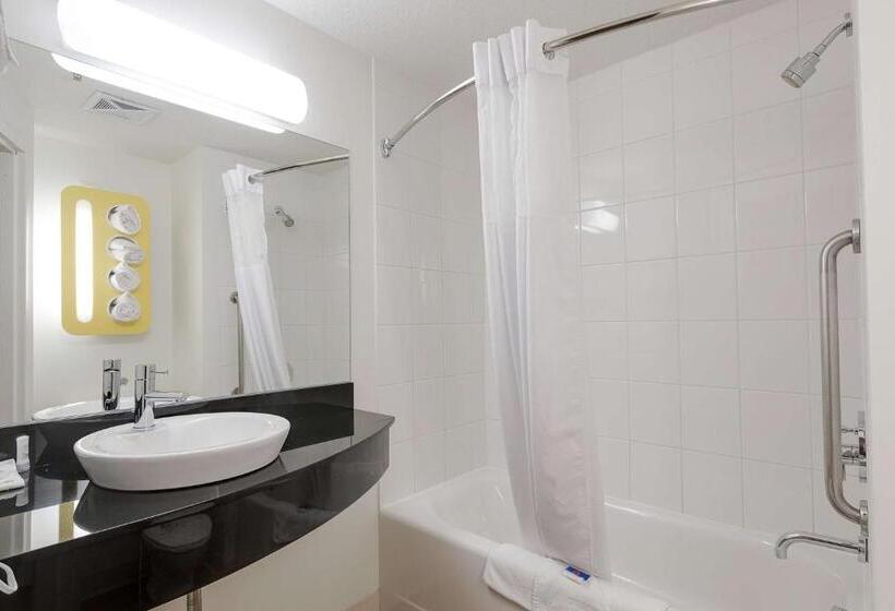 غرفة قياسية, Motel 6 Brandon, Mb