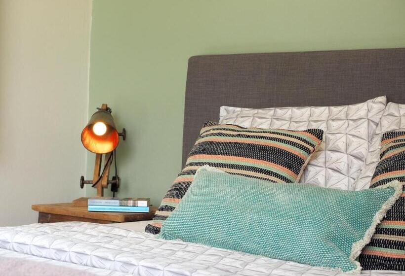 سوییت لوکس, Oasis Guesthouse, Boutique Style