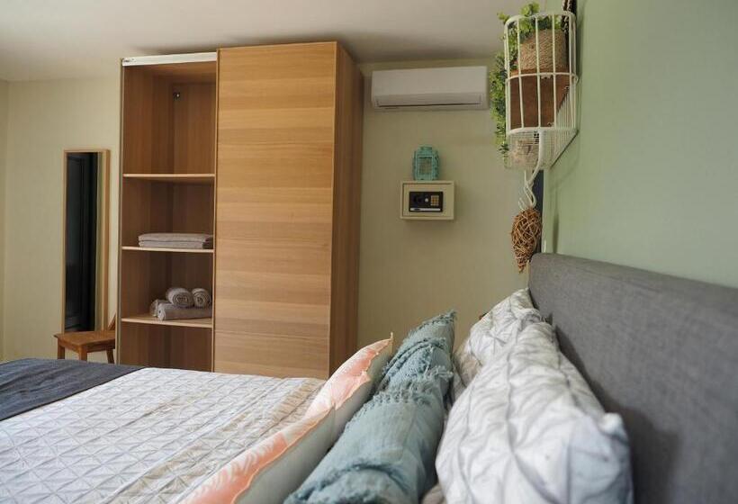 سوییت لوکس, Oasis Guesthouse, Boutique Style