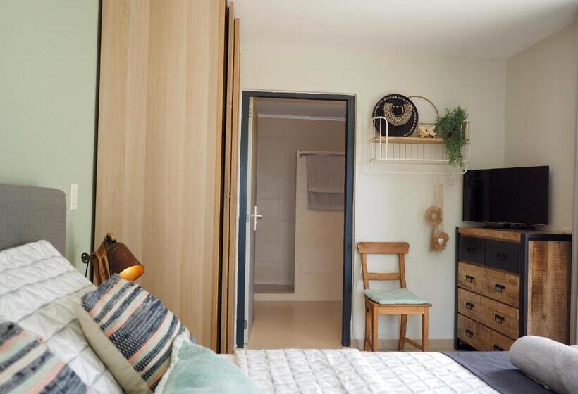 سوییت لوکس, Oasis Guesthouse, Boutique Style