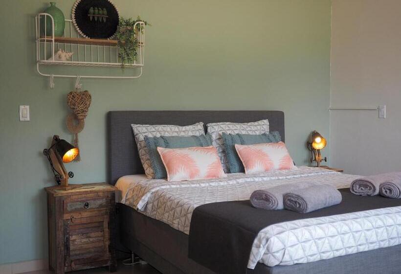 سوییت لوکس, Oasis Guesthouse, Boutique Style