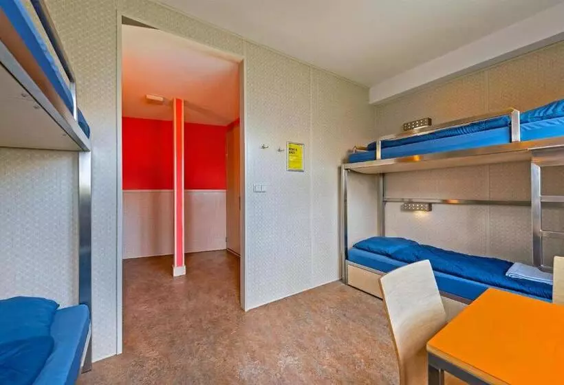اتاق استاندارد سه نفره, Stayokay Hostel Noordwijk