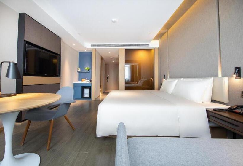 Номер Deluxe, Atour Hotel Qingdao Cbd Hangzhou Road