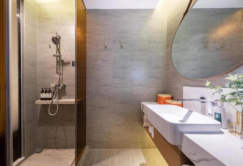 Номер Deluxe Вид на Город, Atour Hotel Qingdao Cbd Hangzhou Road