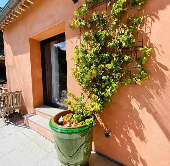 テラス付きスタンダードルーム, Cévennes Sublime Chambre D Hôtes Indépendante Et Moderne