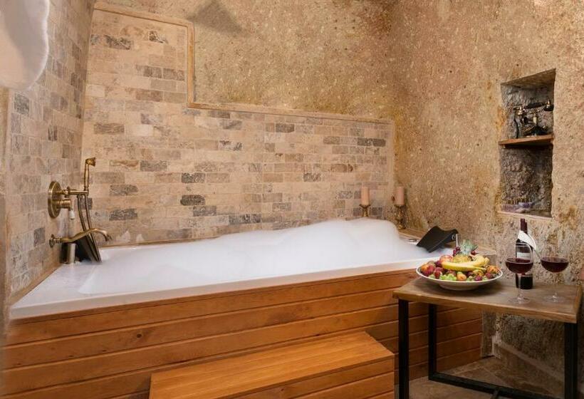 Suite Deluxe, Kayata Cave Suites Special Class