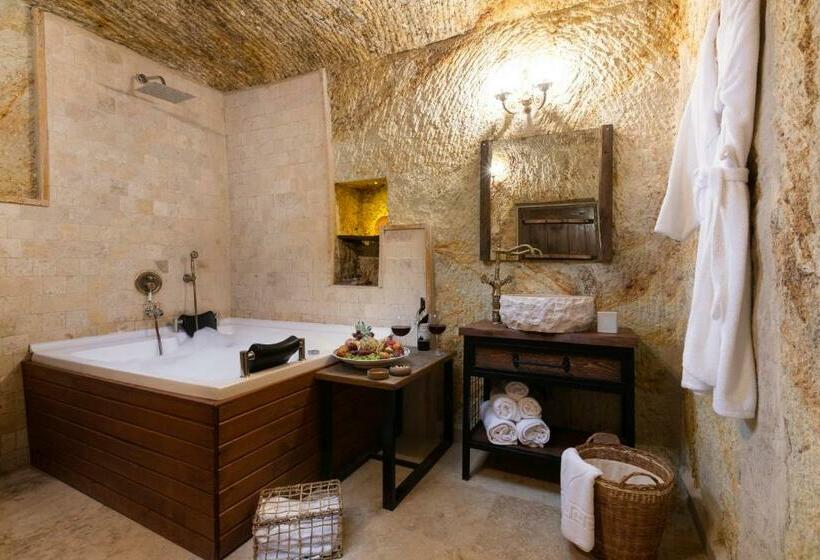 Suite Deluxe, Kayata Cave Suites Special Class