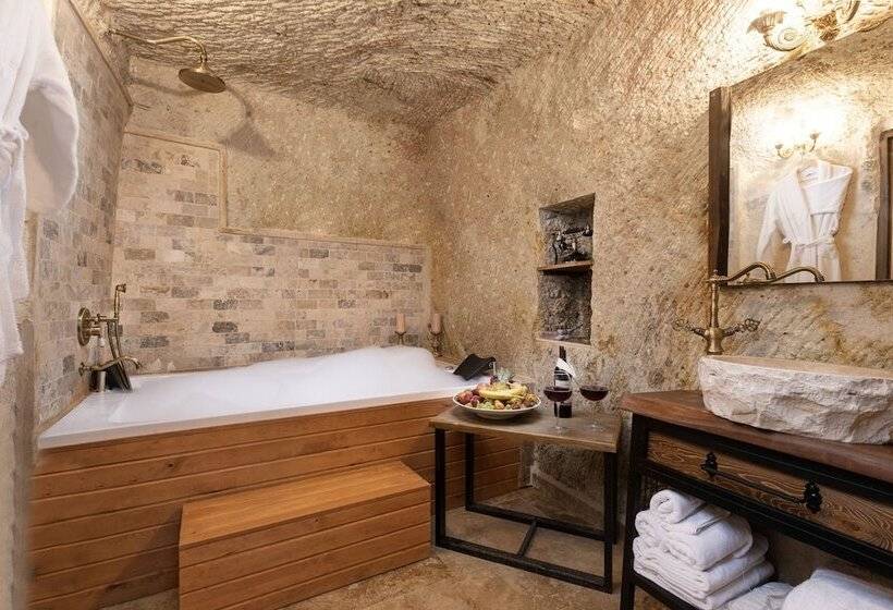 Suite Deluxe, Kayata Cave Suites Special Class