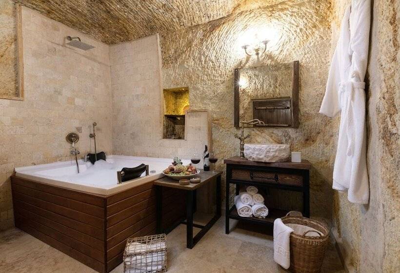 Suite Deluxe, Kayata Cave Suites Special Class
