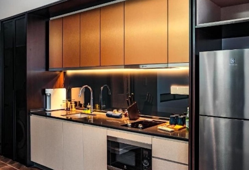 استودیوی استاندارد, Mana Mana Suites At Scarletz Klcc