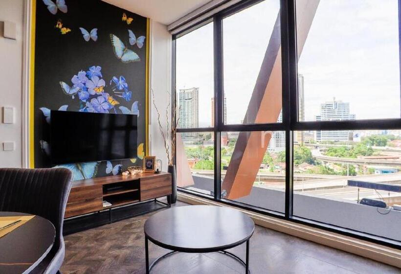 آپارتمان 1 خوابه, Mana Mana Suites At Scarletz Klcc