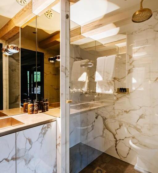 اتاق لوکس, Boutique Hotel The Noblemen