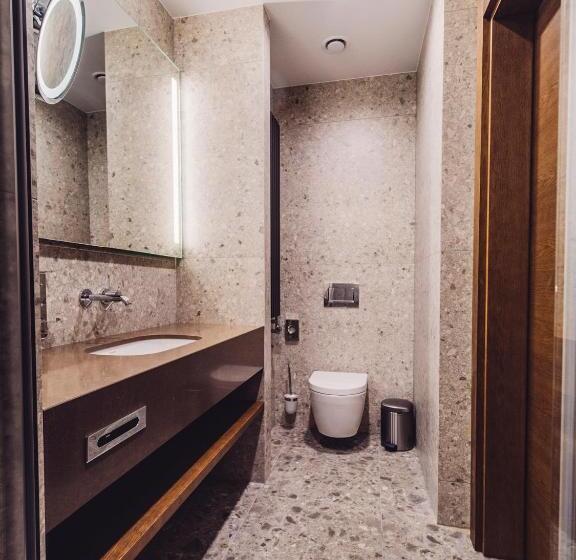 سوییت جونیور, Rezydencja Sowa