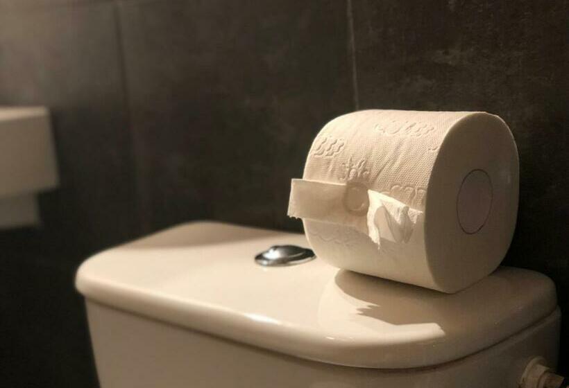 Quarto Estandar, Dworek Bielin