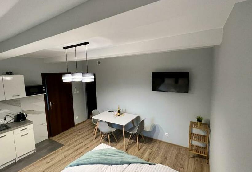 家庭间, Aparthotel W Dolinie Stawów Zator By Housine