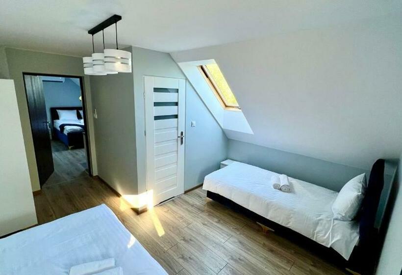 Семейный Номер, Aparthotel W Dolinie Stawów Zator By Housine