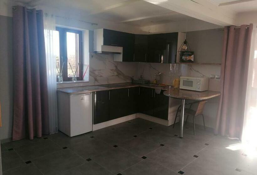 샬레, Agroturystyka Siedlisko Pod Dębami