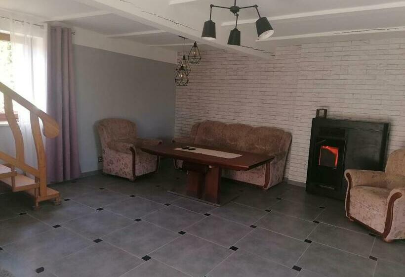 샬레, Agroturystyka Siedlisko Pod Dębami