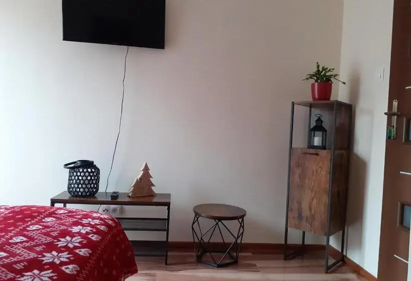 Standard-huone Parveke, Noclegi Pod Dębem, Pulandia Brzózki