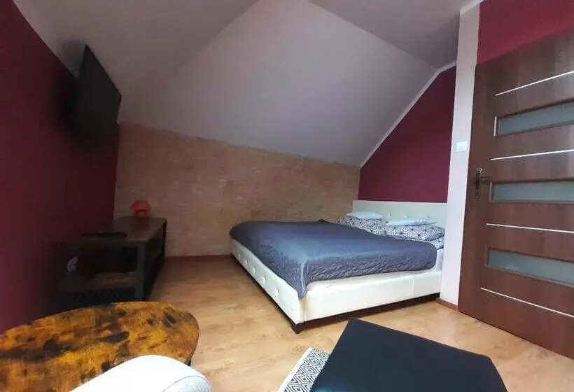 Standard-huone, Noclegi Pod Dębem, Pulandia Brzózki