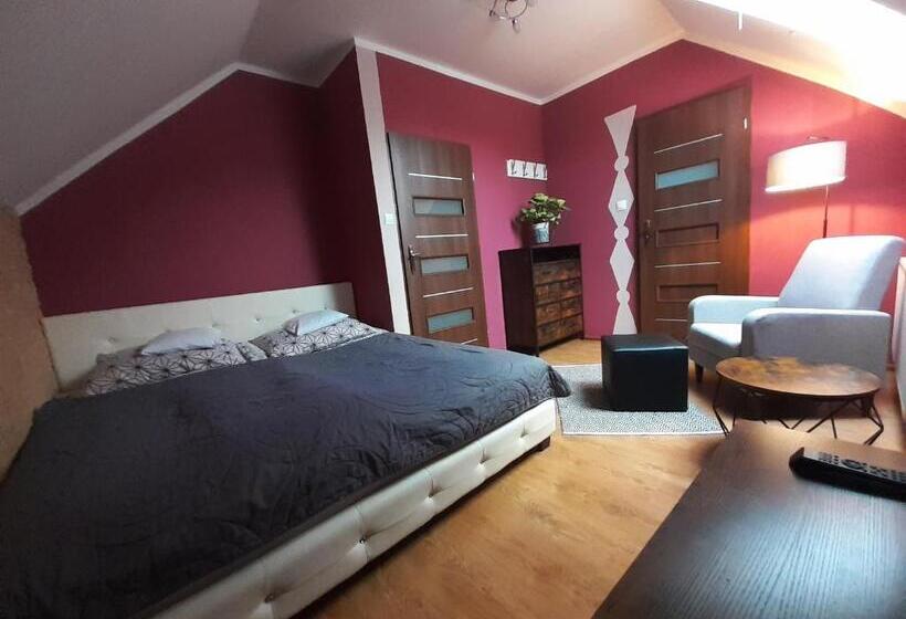 Quarto Estandar, Noclegi Pod Dębem, Pulandia Brzózki