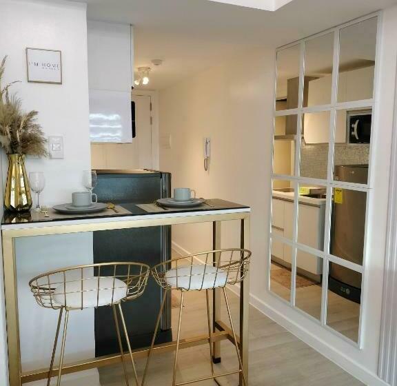 סטודיו סטנדרט נוף לים, Azure North Monaco Tower