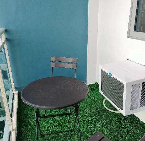 סטודיו סטנדרט נוף לים, Azure North Monaco Tower