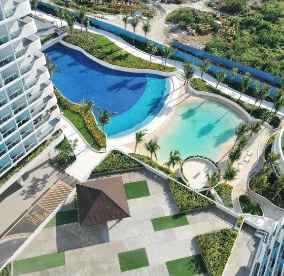 סטודיו סטנדרט נוף לים, Azure North Monaco Tower