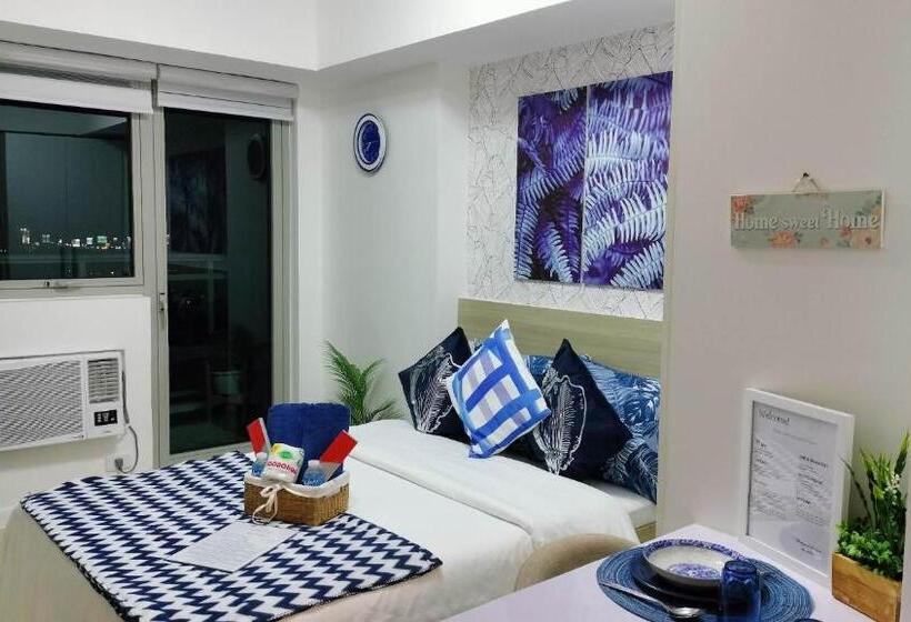 סטודיו סטנדרט נוף לים, Azure North Monaco Tower