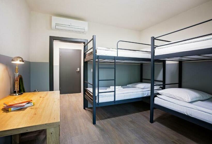 חדר סטנדרט לארבעה, Oblacka Przystań