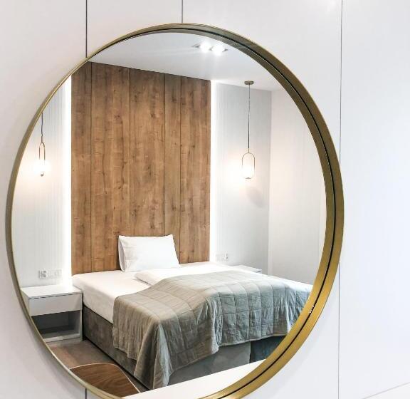Quarto Estandar Cama King, & Restauracja Nad Sandelą