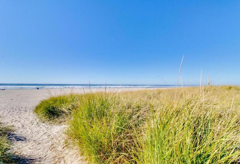 침실 2개 아파트, Sand & Sea: The Bilberry