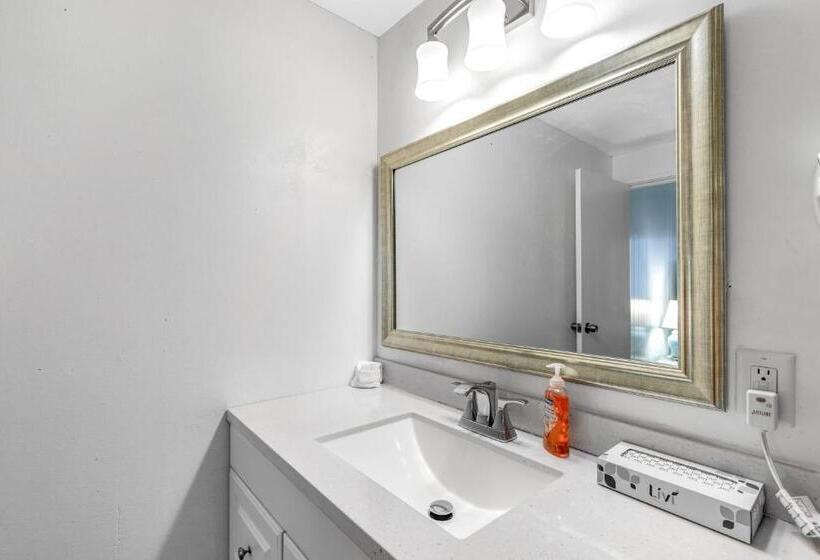 침실 2개 아파트, Sand & Sea: The Bilberry