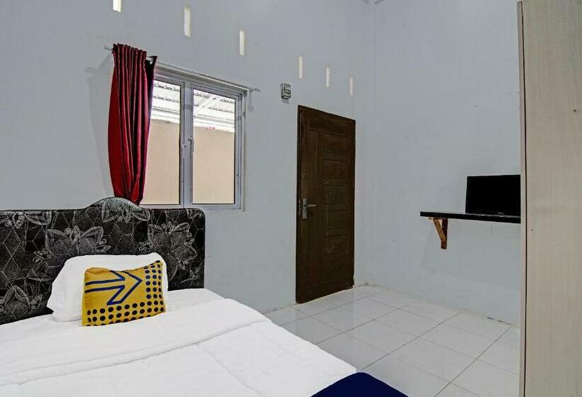 スタンダードシングルルーム, Spot On 91699 Homestay Hj Lela Syariah