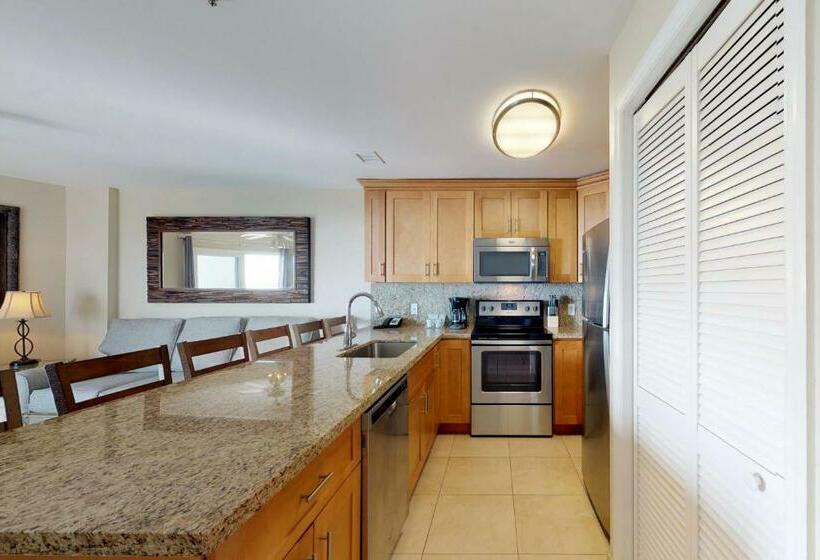 شقة غرفتين, Vitamin Sea