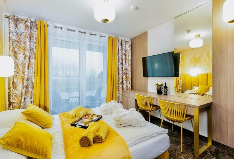 Quarto Deluxe com Sacada, Villa Vis A Vis