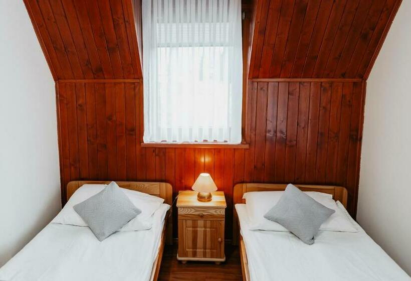 バルコニー付きスタンダードルーム, Willa Ostoja