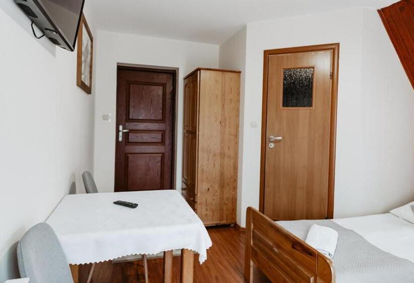 バルコニー付きスタンダードルーム, Willa Ostoja